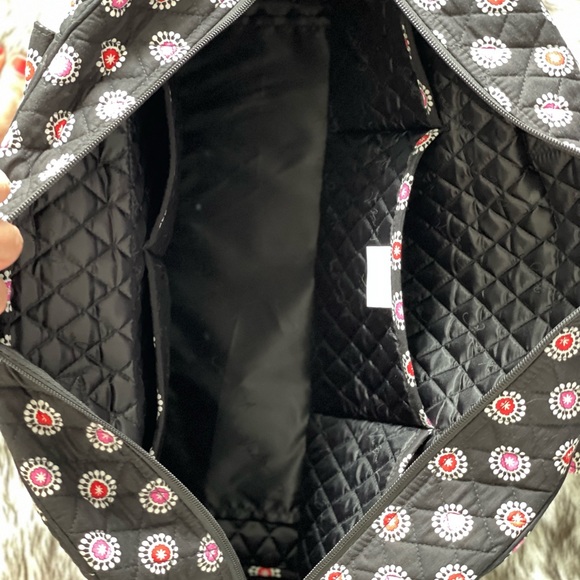 Vera Bradley Medium Duffle - Picture 4 of 4